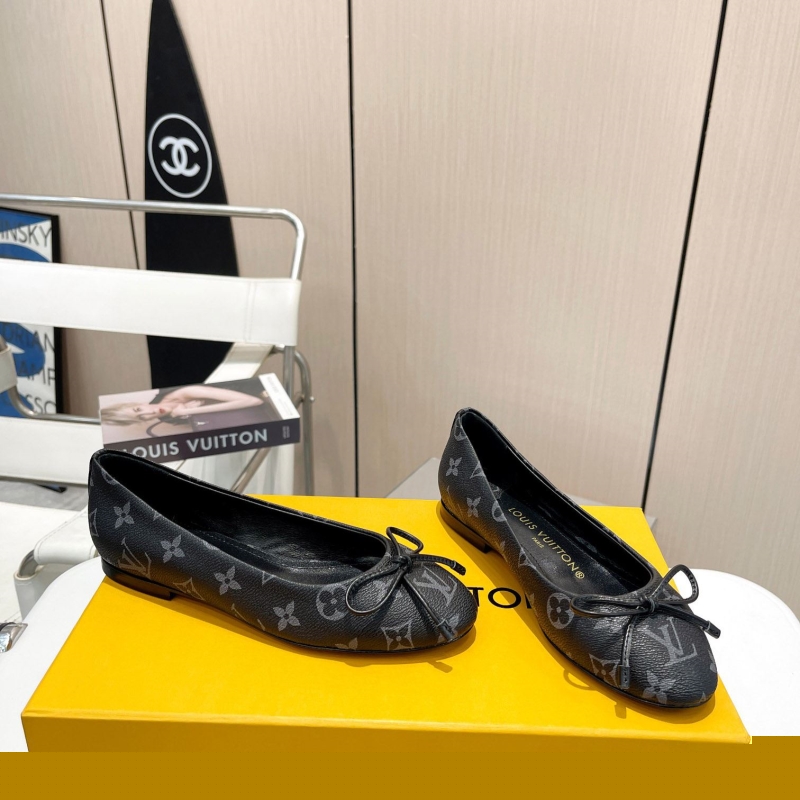 LV flat shoes
